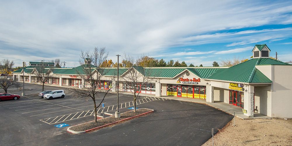 Overland Market: 8610 W Overland Rd, Boise, ID 83709